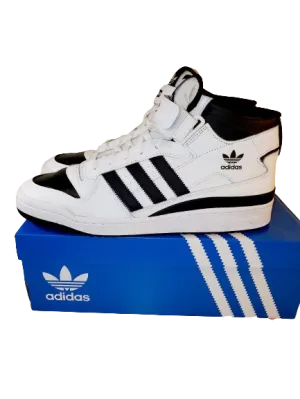 Adidas forum Black and White