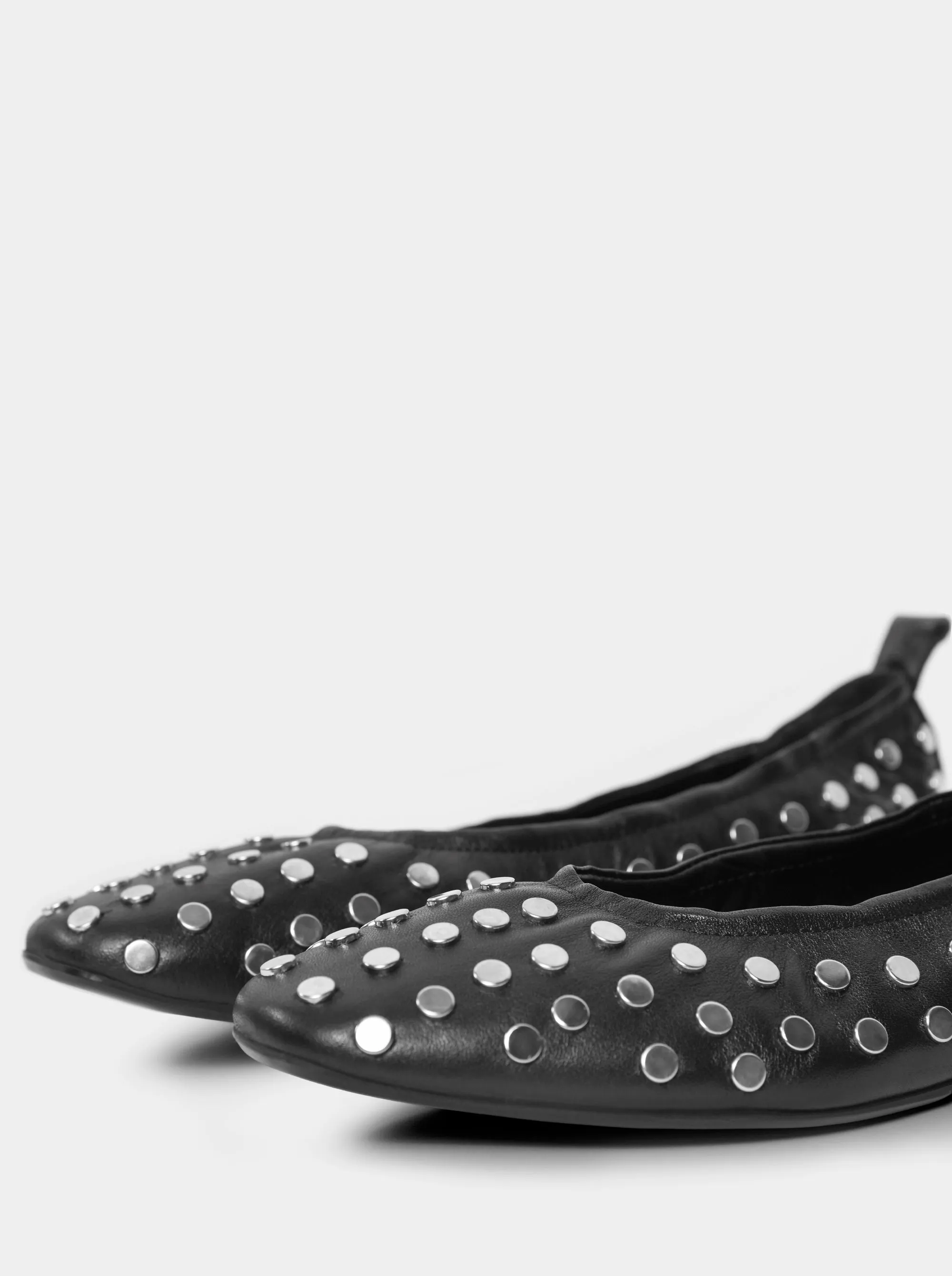 AMOR BLACK LEATHER BALLET FLATS