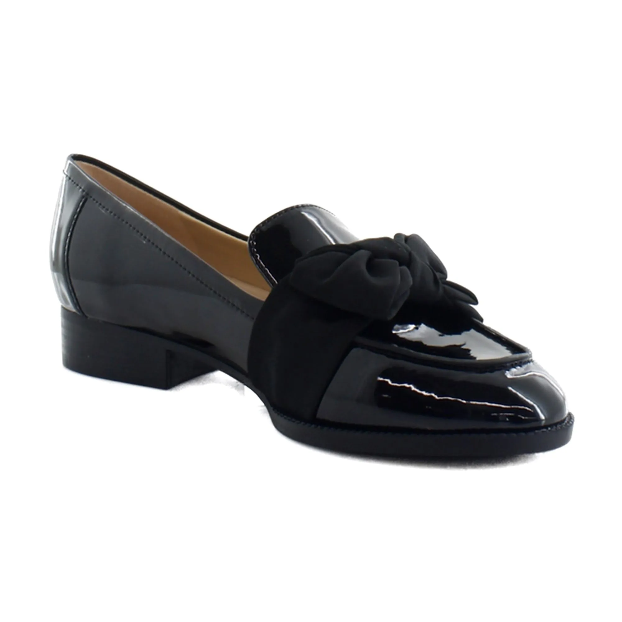 Bandolino Women's LINDIO Loafer, Black, 8
