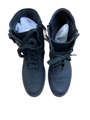 Boots Combat By Earth In Black, Size: 8