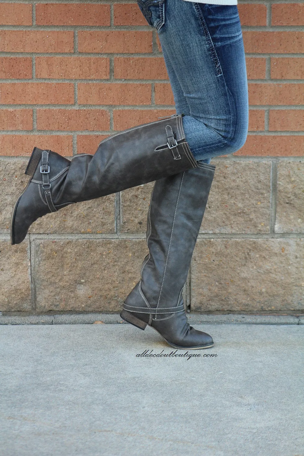 Breckelle’s | Outlaw Taupe Riding Boots