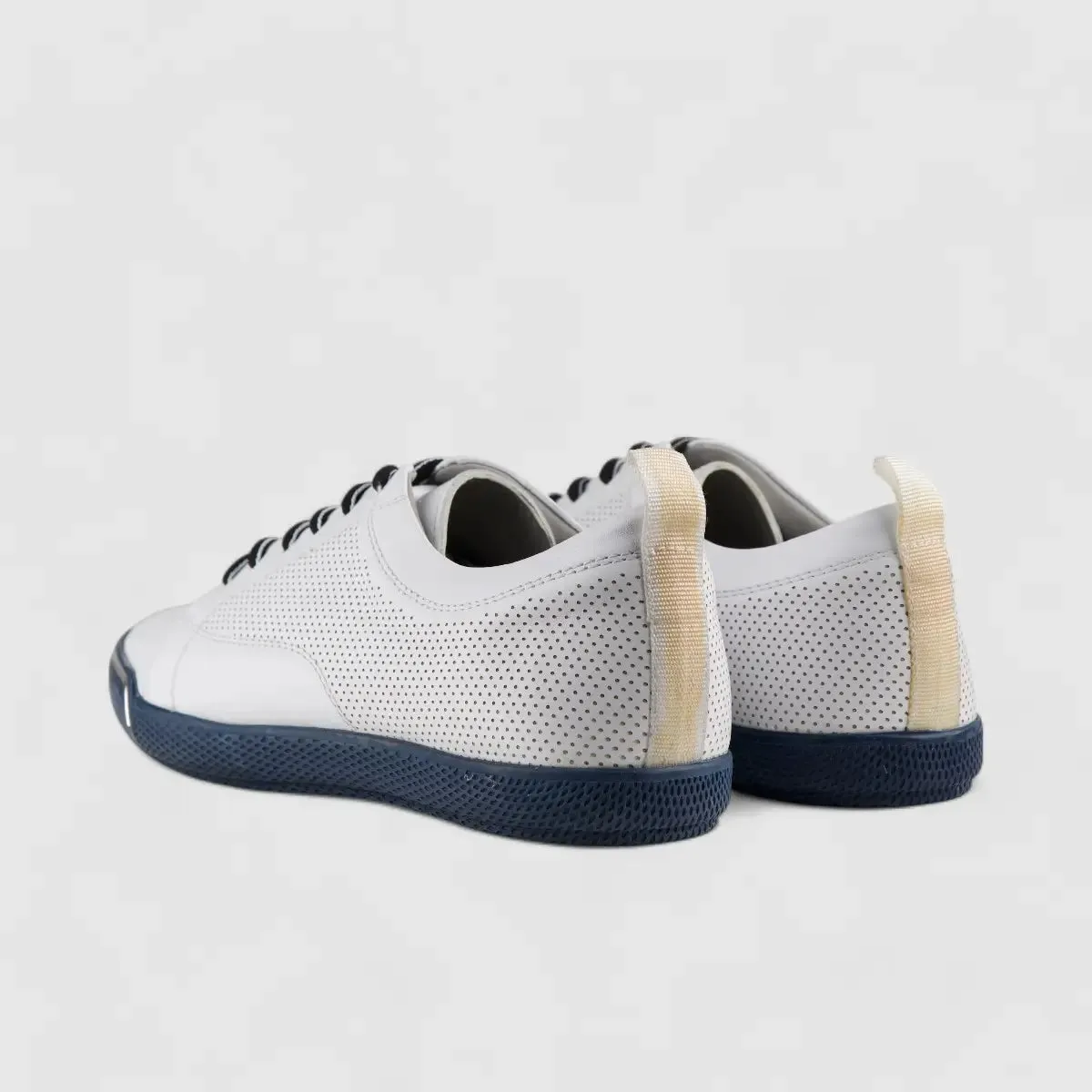 Bulletti Lace Up Sneaker White 152-15044