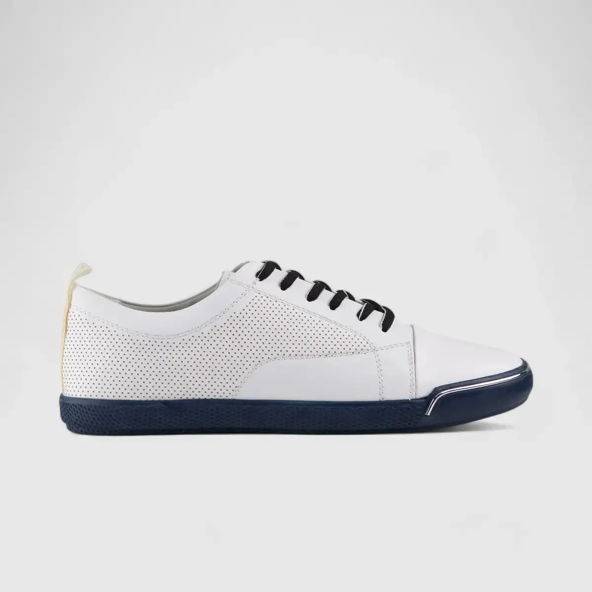 Bulletti Lace Up Sneaker White 152-15044