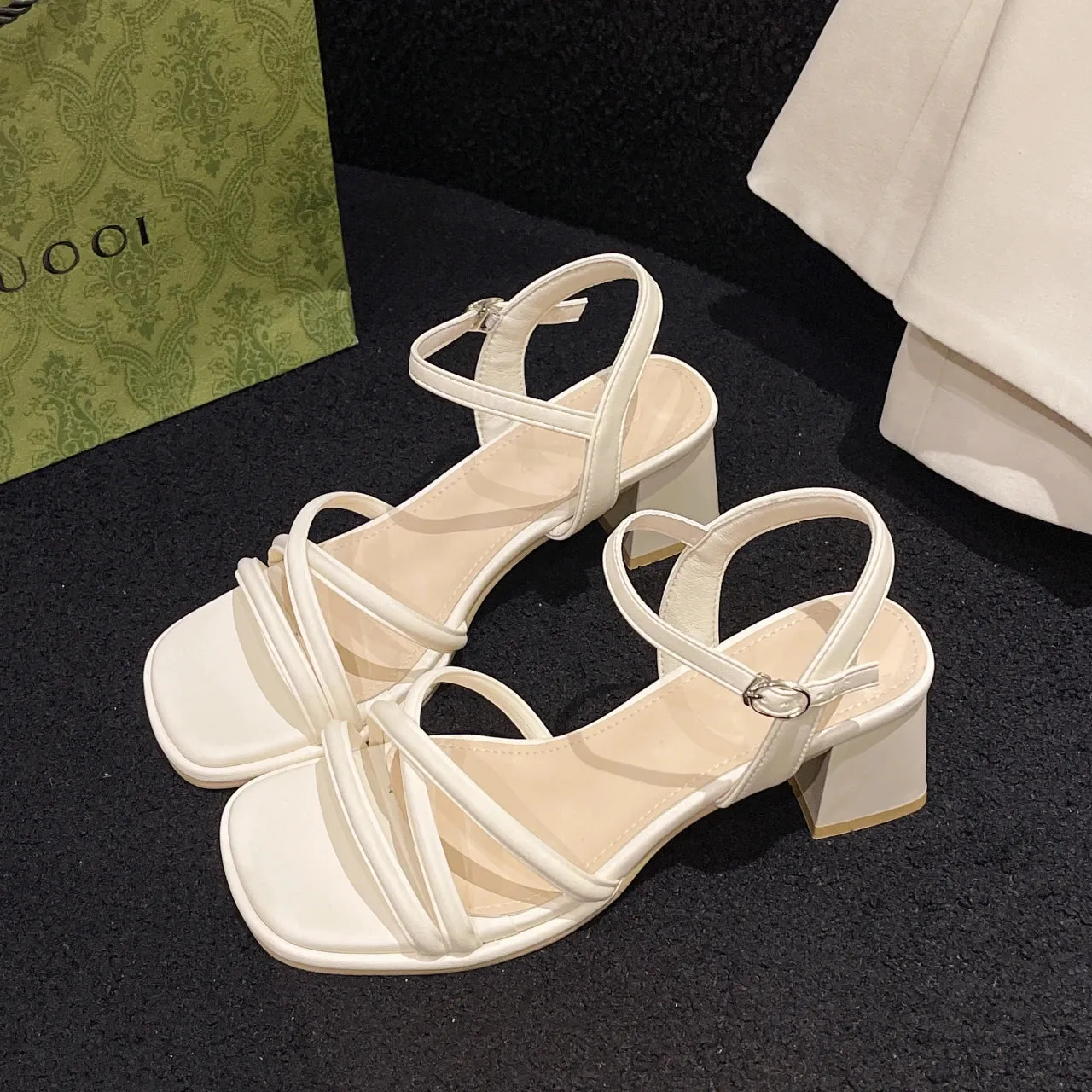 Casual Low Heels Sandals
