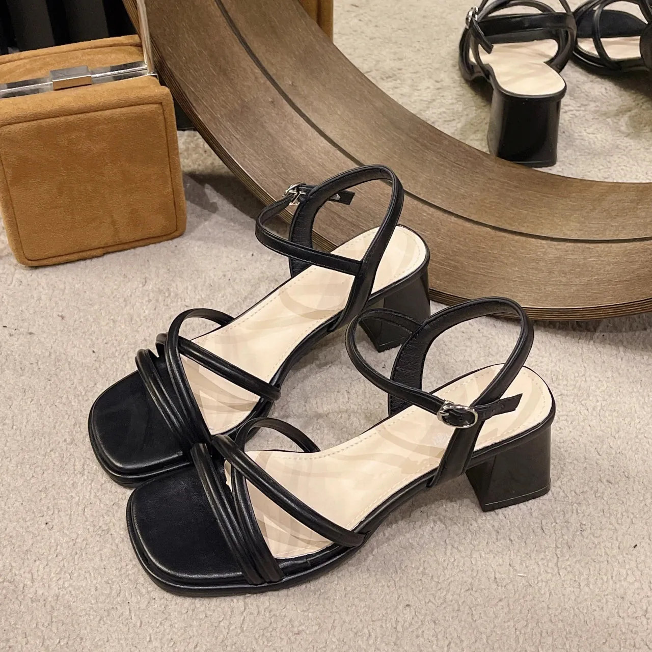 Casual Low Heels Sandals
