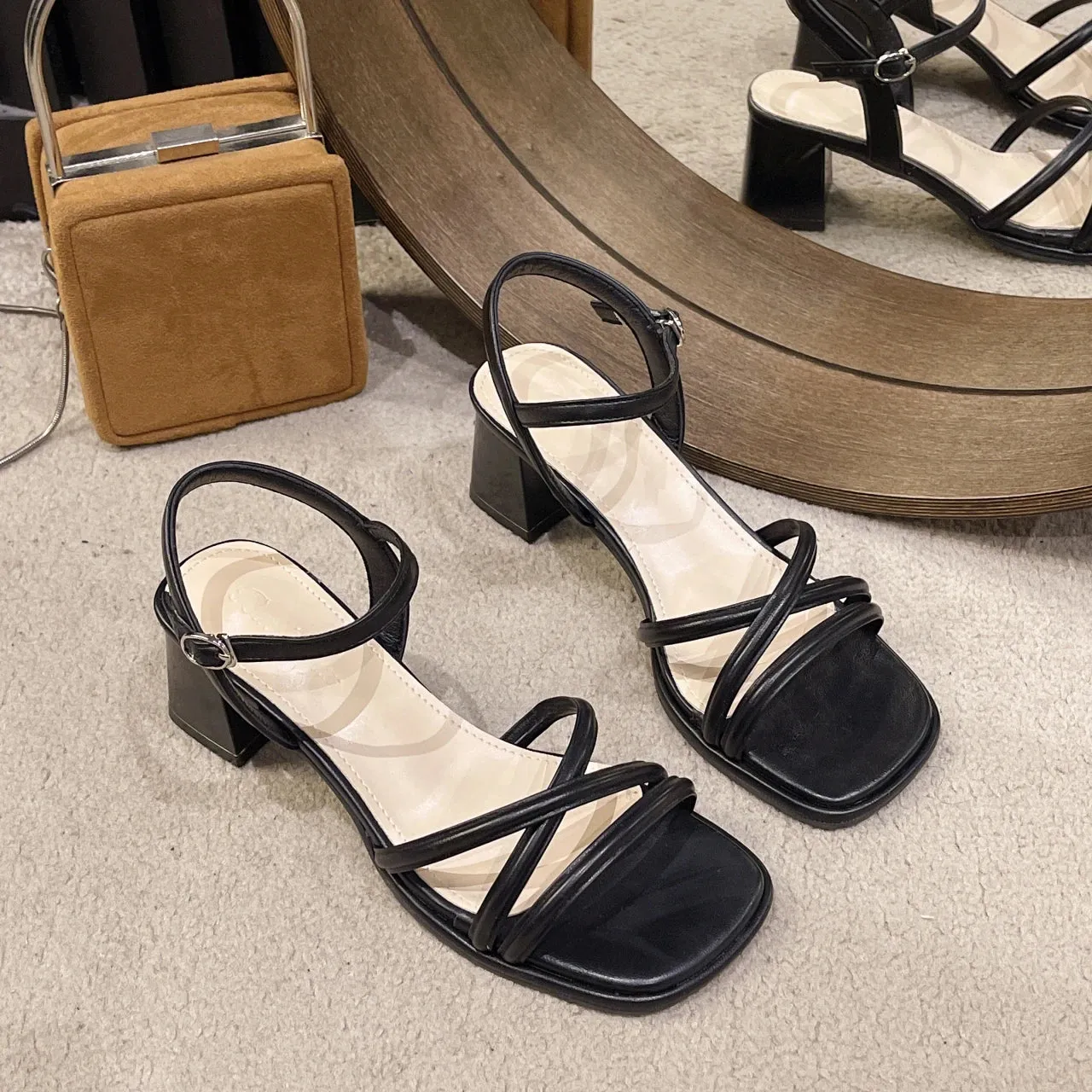 Casual Low Heels Sandals