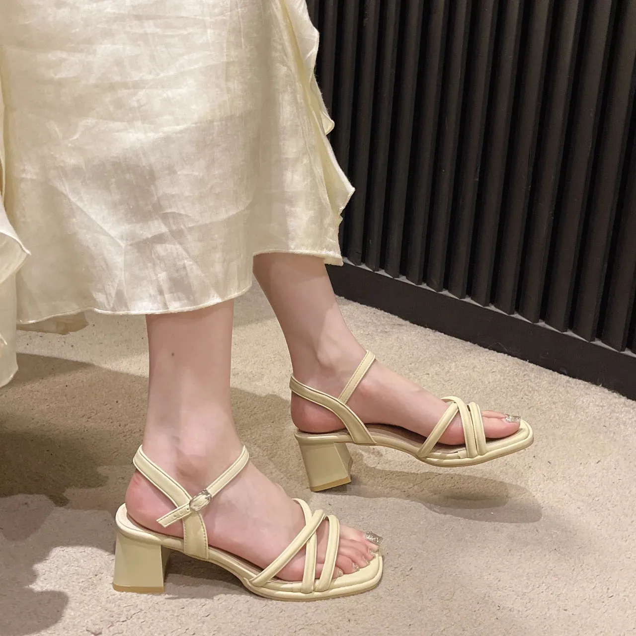 Casual Low Heels Sandals