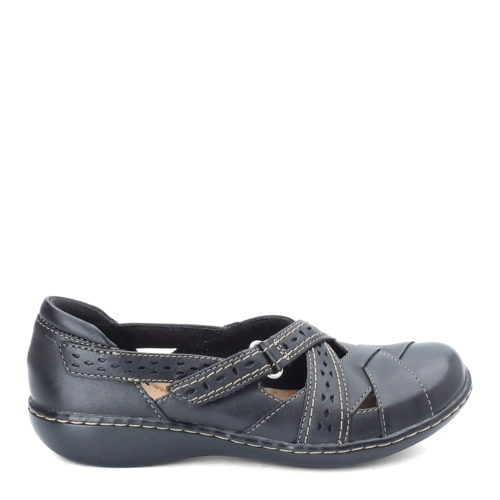 Clarks womens Ashland Spin Q Slip On Loafer, Black, 8.5 US