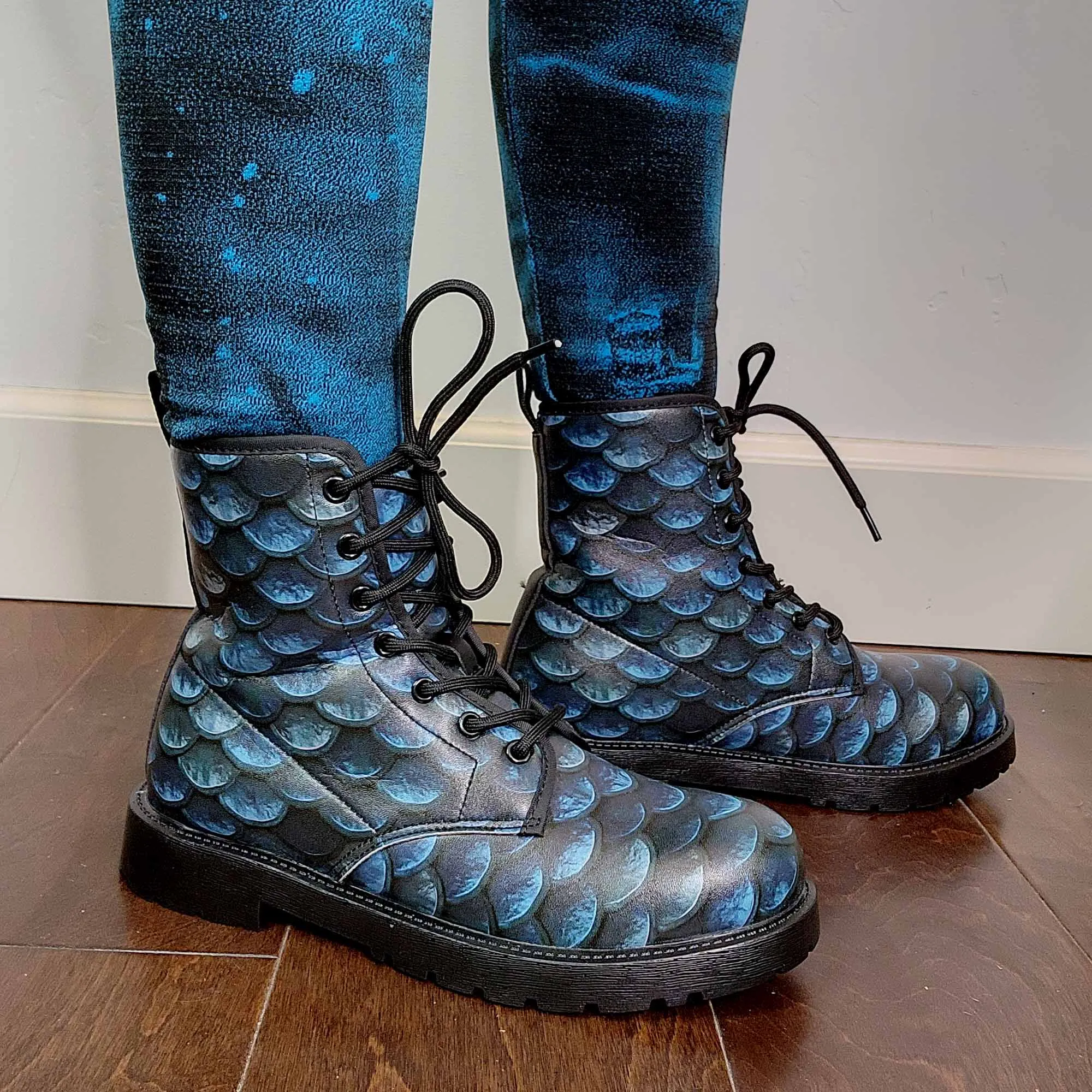 Dark Blue Dragon Scales Boots EU38 / Women's 7 Men's 5