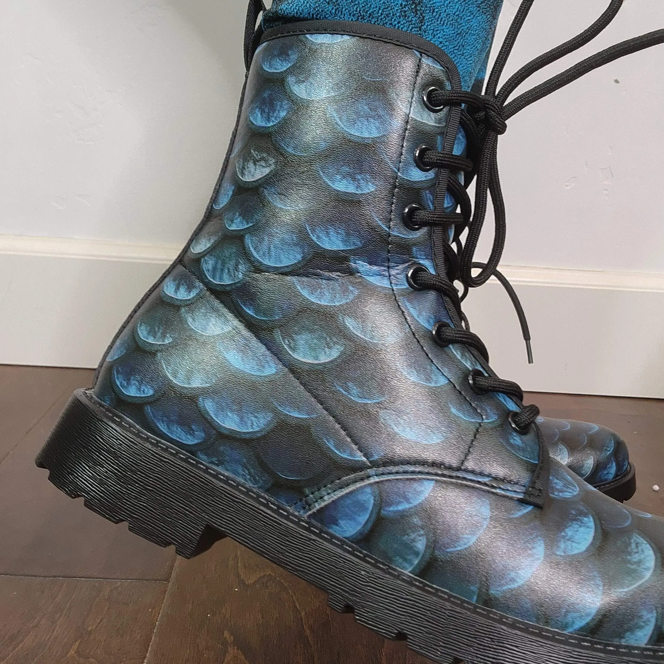 Dark Blue Dragon Scales Boots EU38 / Women's 7 Men's 5