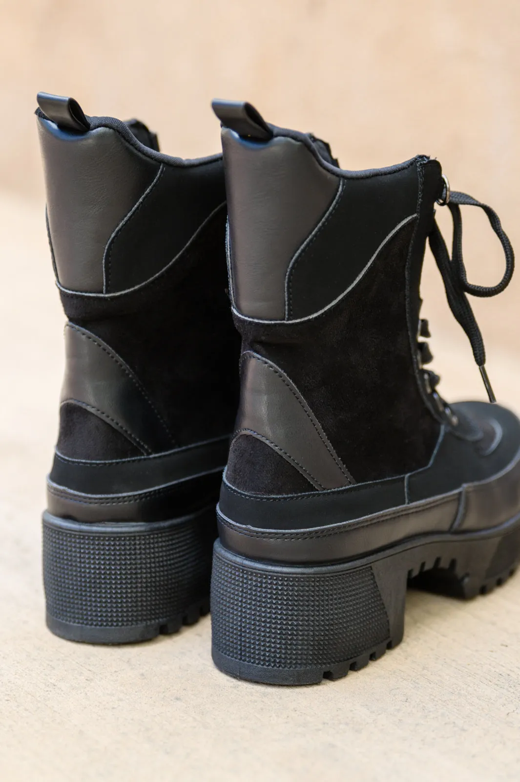 Desert Nights Lace Up Boots In Black (size 6.5)