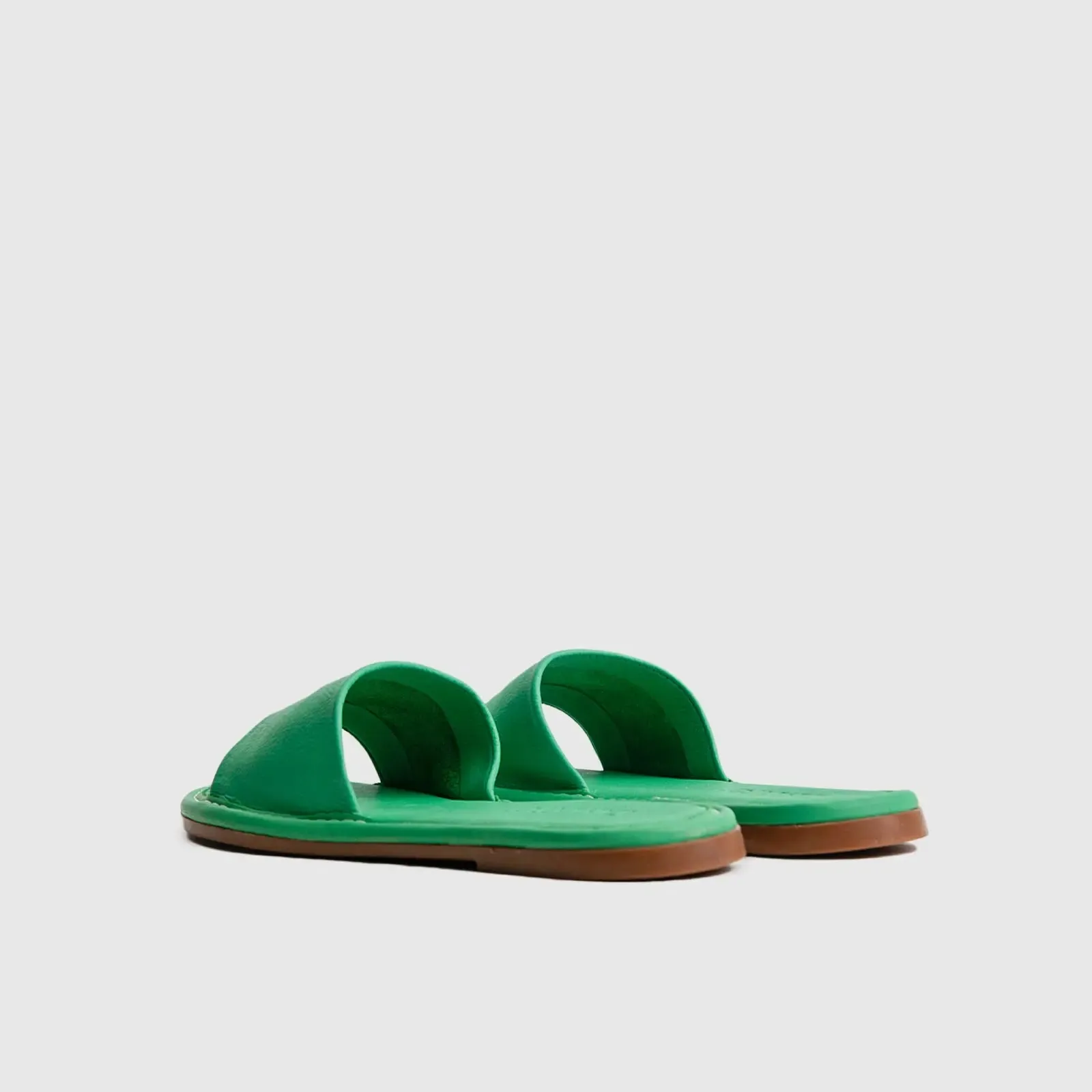 Flat Comfort Push In Sandal 242305D