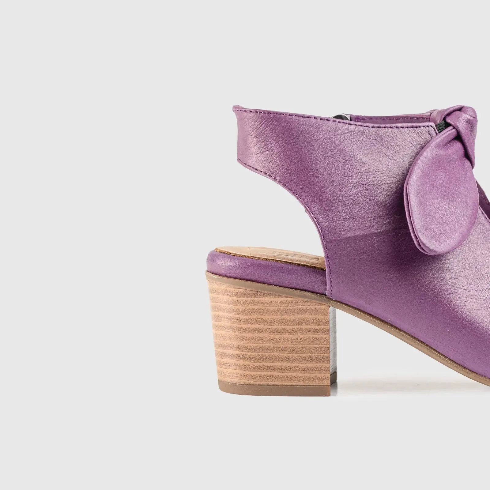 Leather Comfort Block Heel Sandal Purple 8430