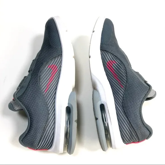 NIKE AIRMAX sneakers 👟👟 2Y