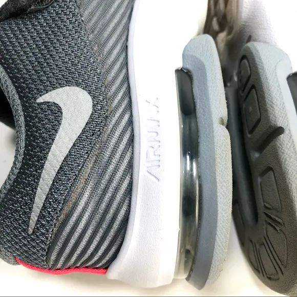 NIKE AIRMAX sneakers 👟👟 2Y
