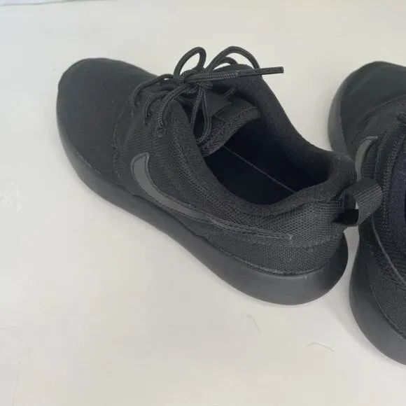 Nike Roshe One (PS) Sneakers