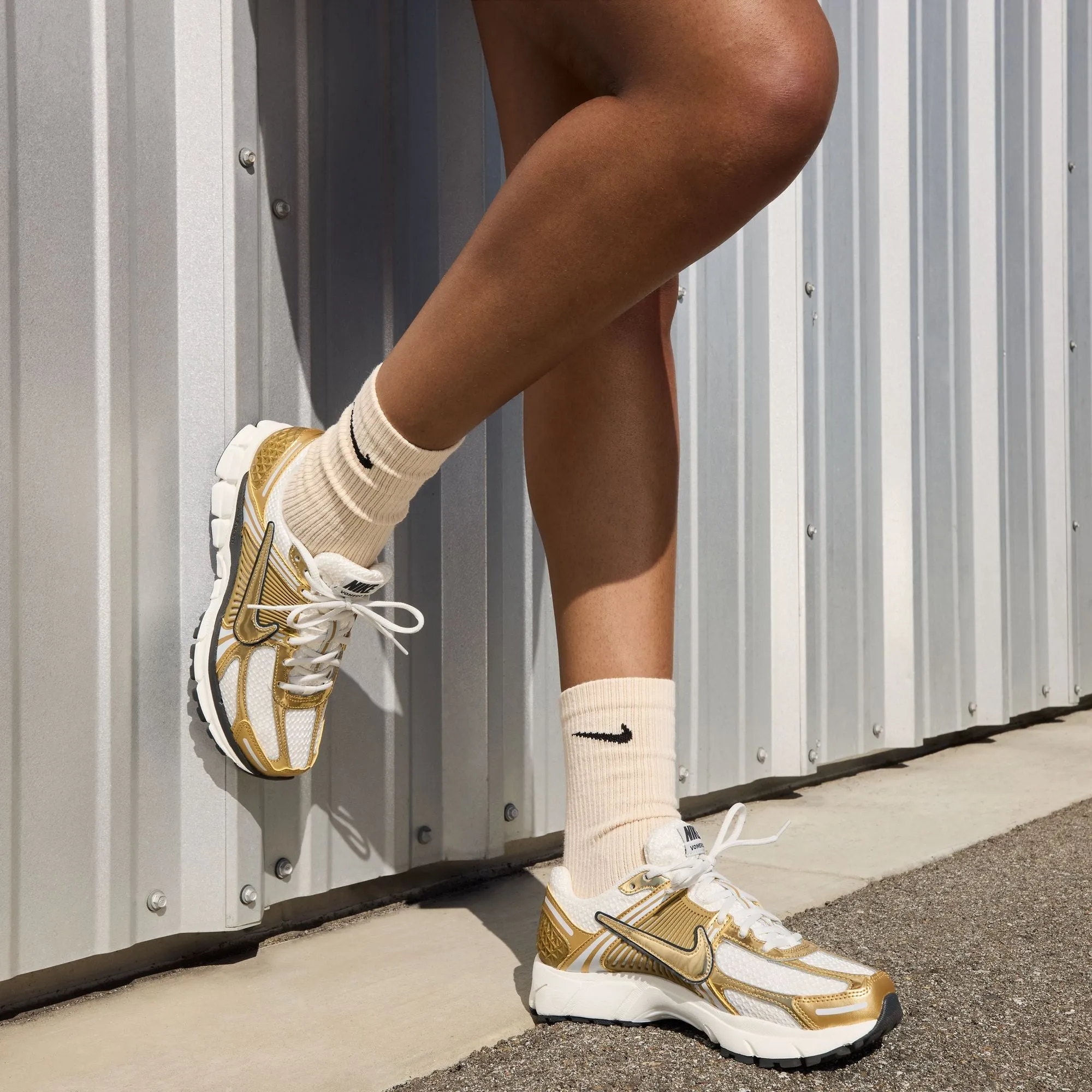 Nike Zoom Vomero 5 Women's Shoes