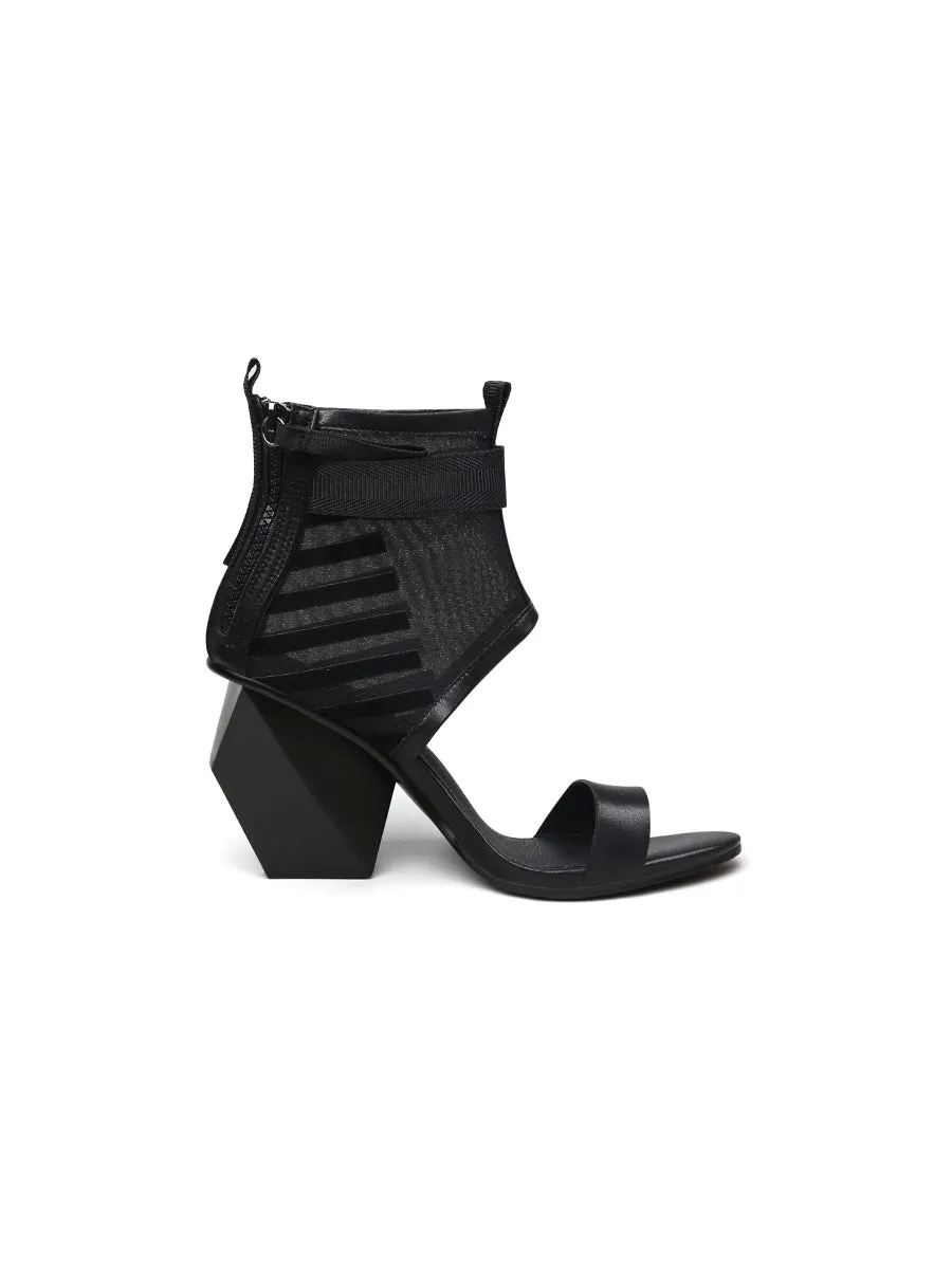 Notepad Mesh Upper Black Leather Sandals