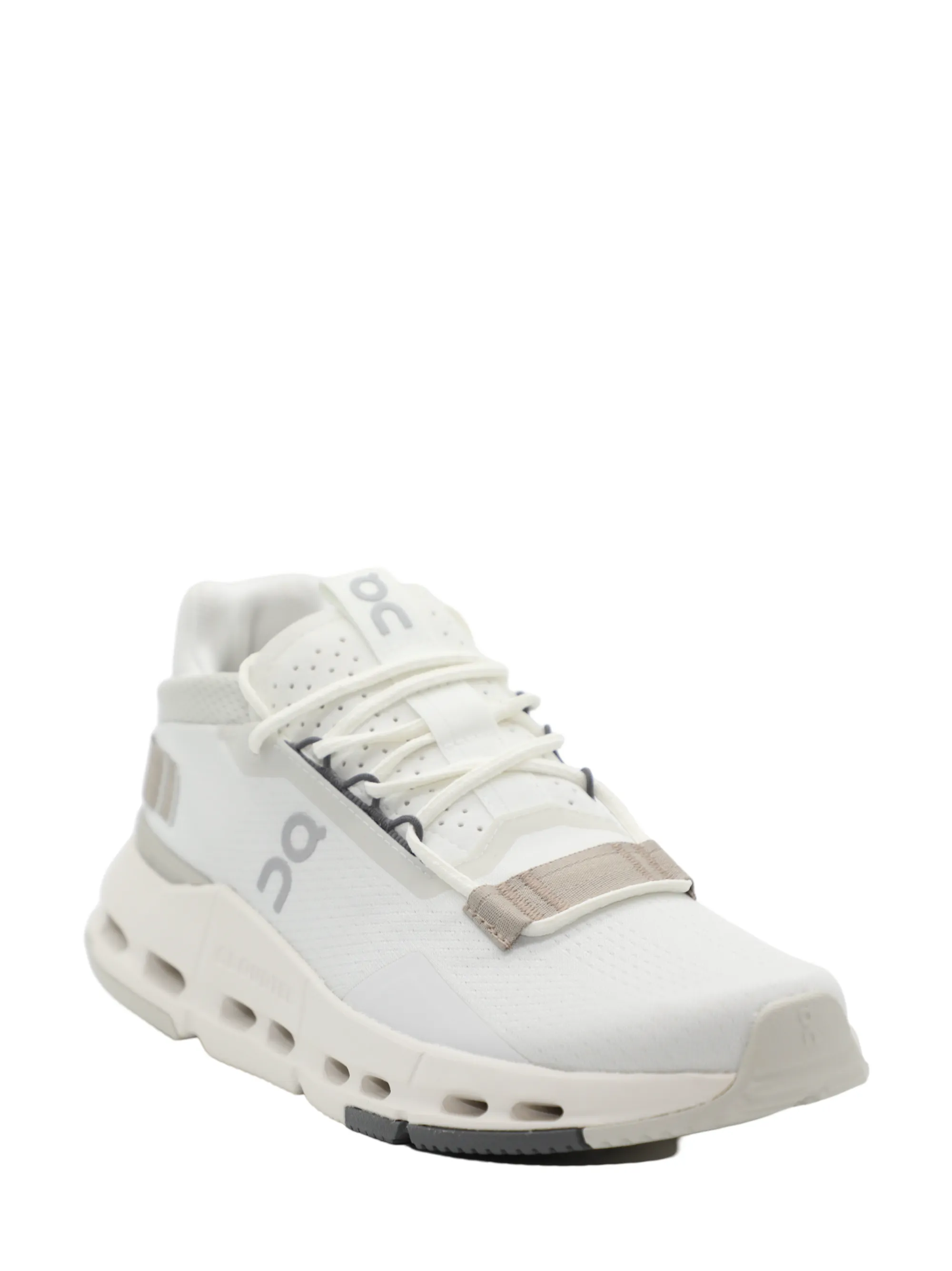 On Running Women’s Cloudnova 2 Sneaker in Ice/Sand