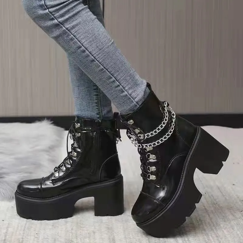 Relaxed and supportive orthopedic Boots