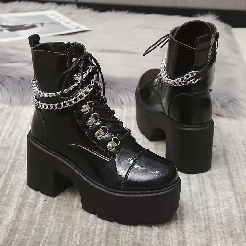 Relaxed and supportive orthopedic Boots