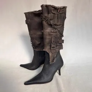 Retro Pointed Belt Buckle Western Boots