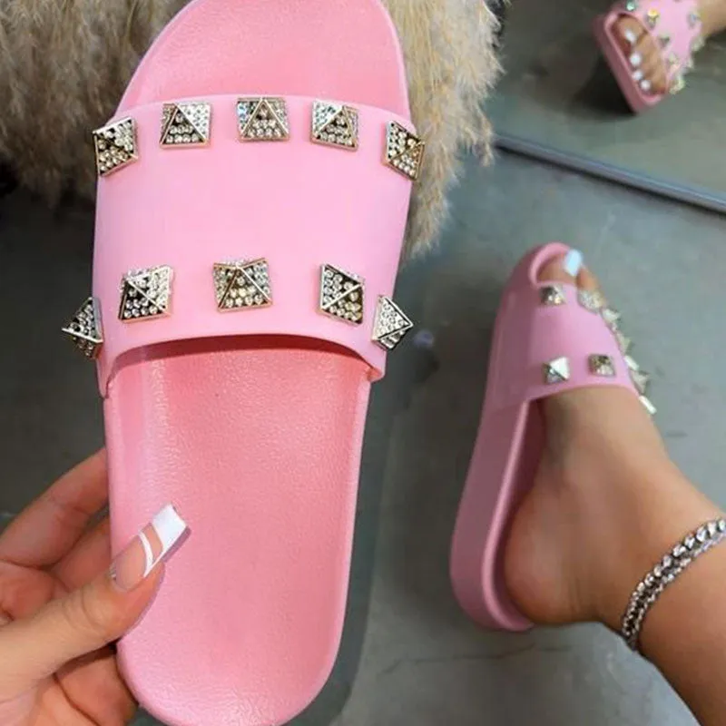 Rivet Decoration Flat Sandals