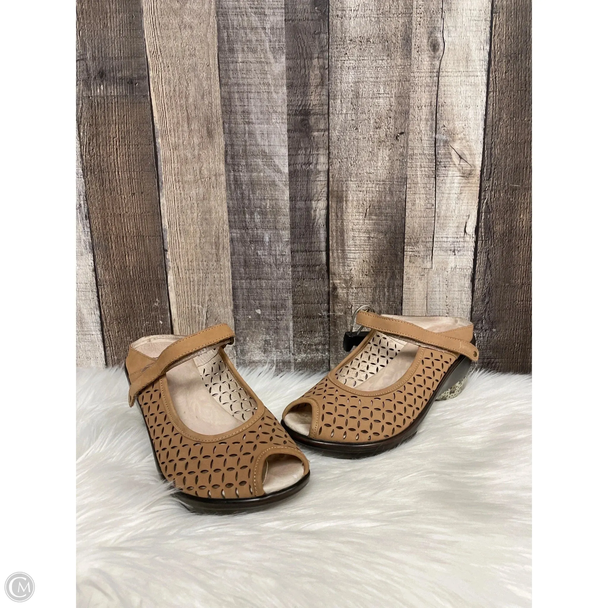 Sandals Heels Wedge By Jambu In Tan, Size: 8