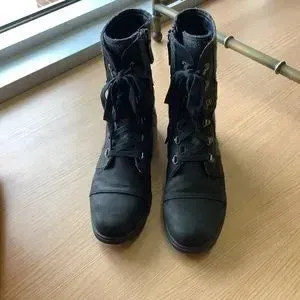 Sorel "Major Carly" Boots