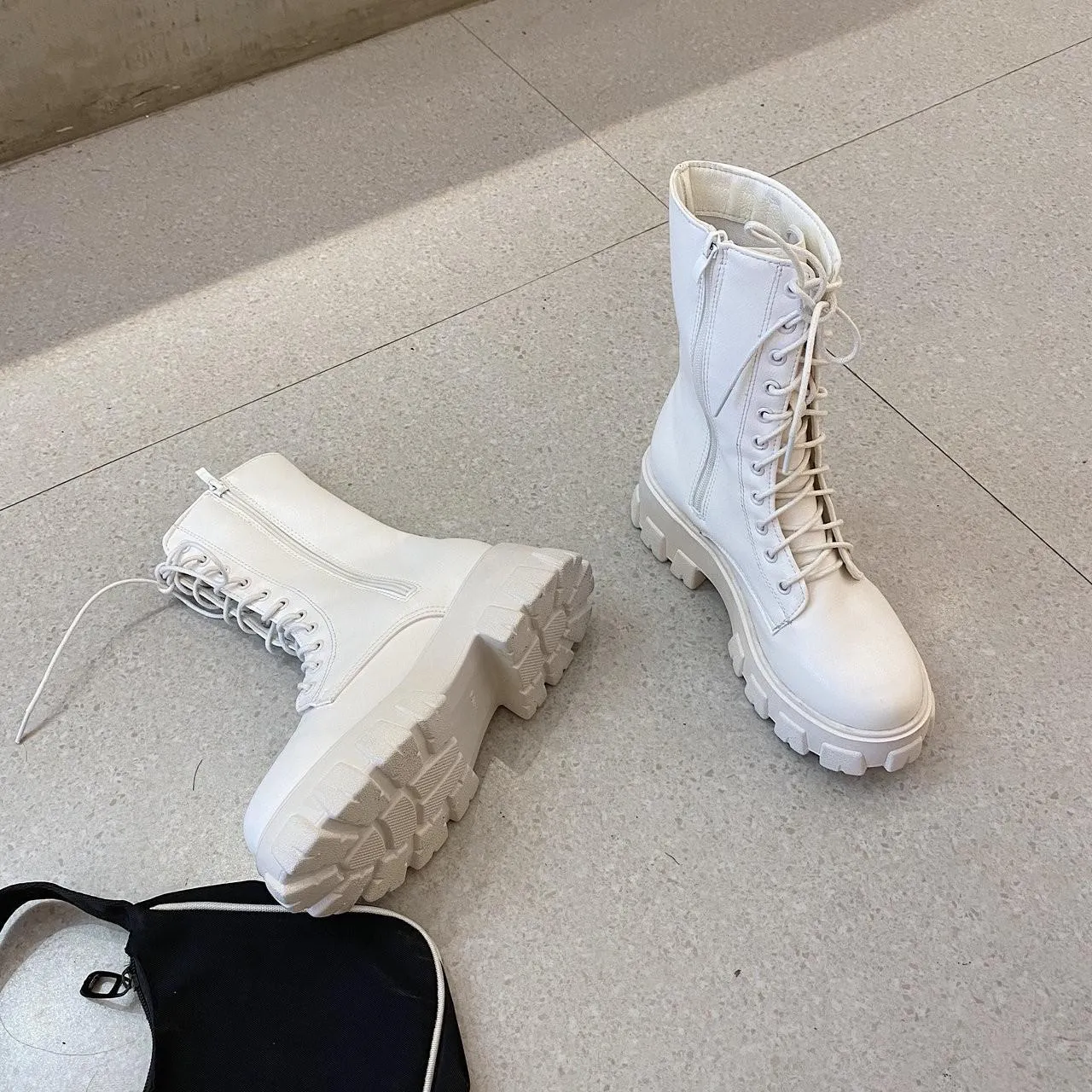 Sping White Boots Autumn Black Leather Platform Gothic Boots Punk Combat Boots