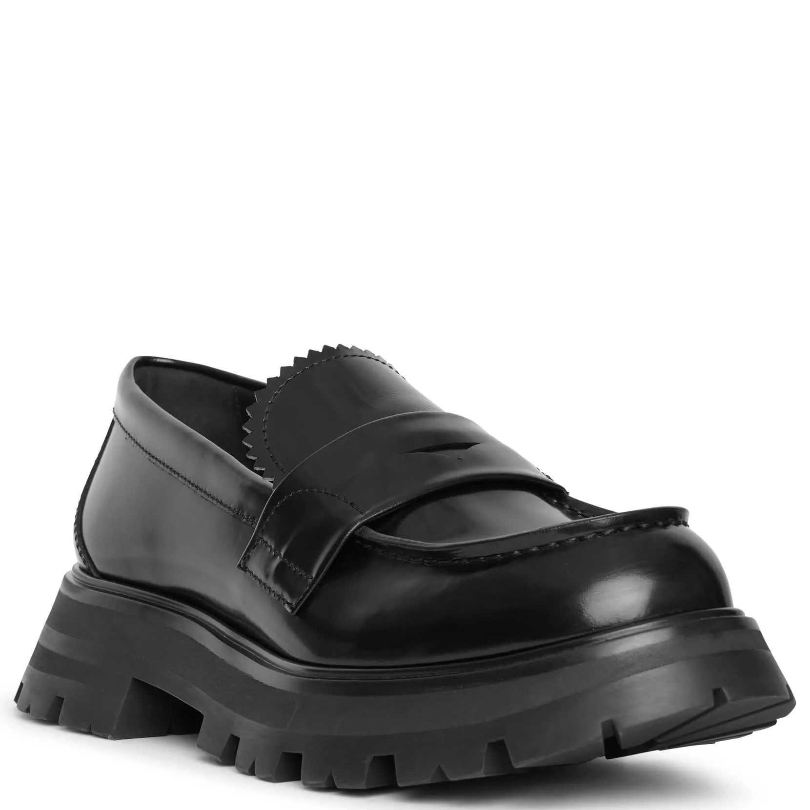Tread moccasin flats