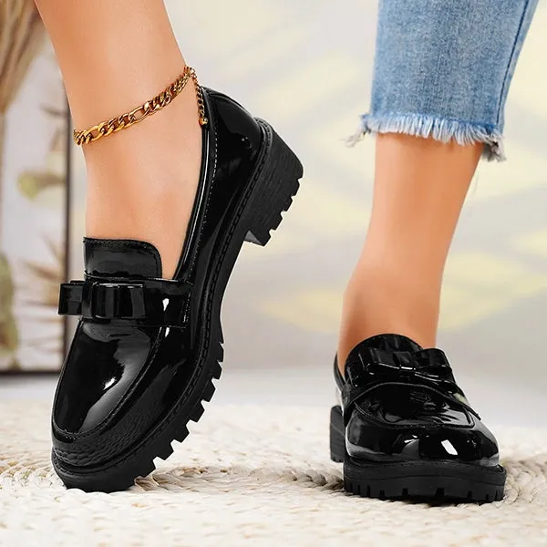 Velora | Lak Loafer Flats