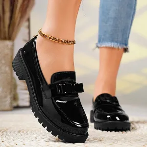 Velora | Lak Loafer Flats
