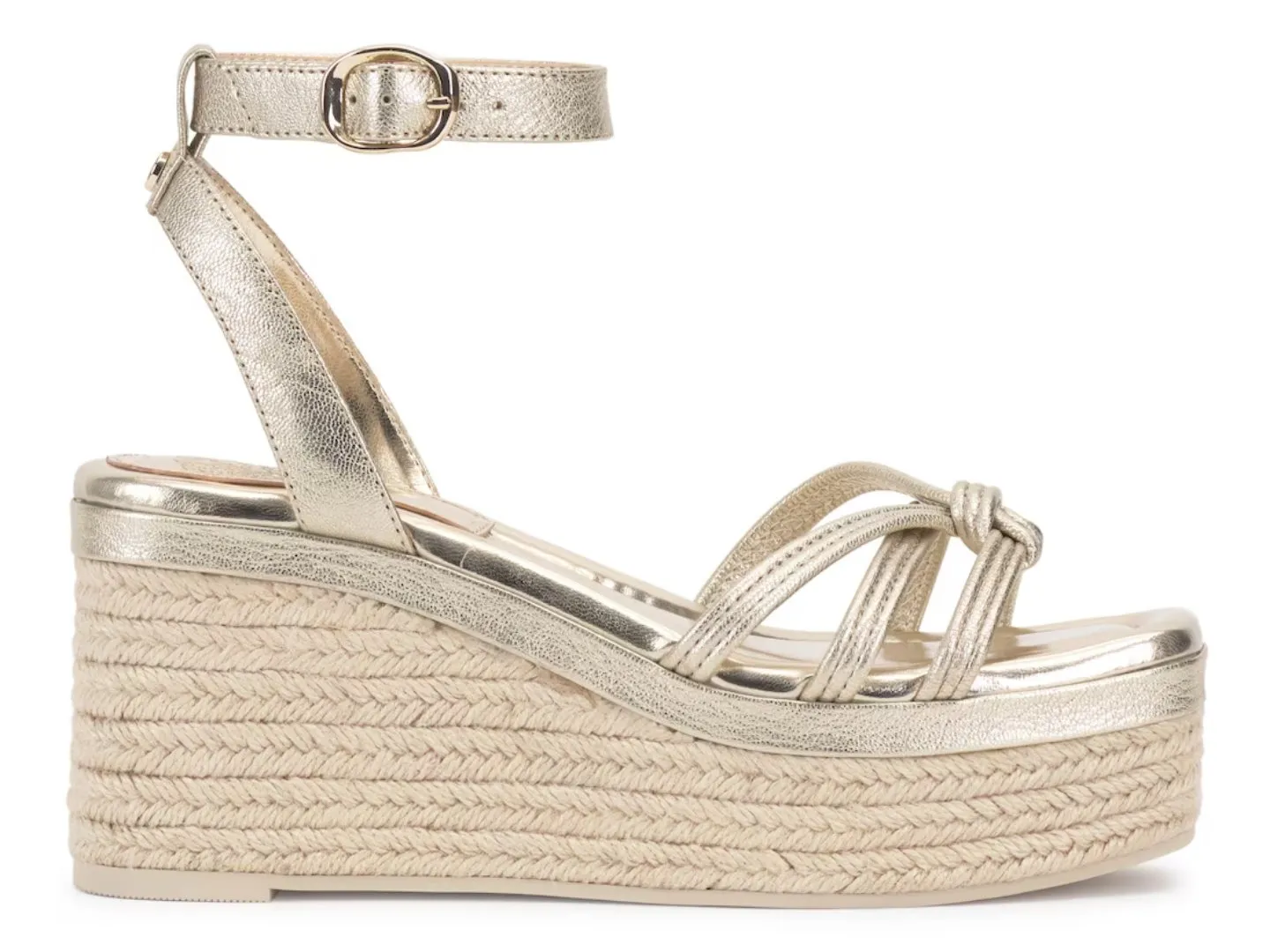 Vincent Camuto: Loressa in Light Gold